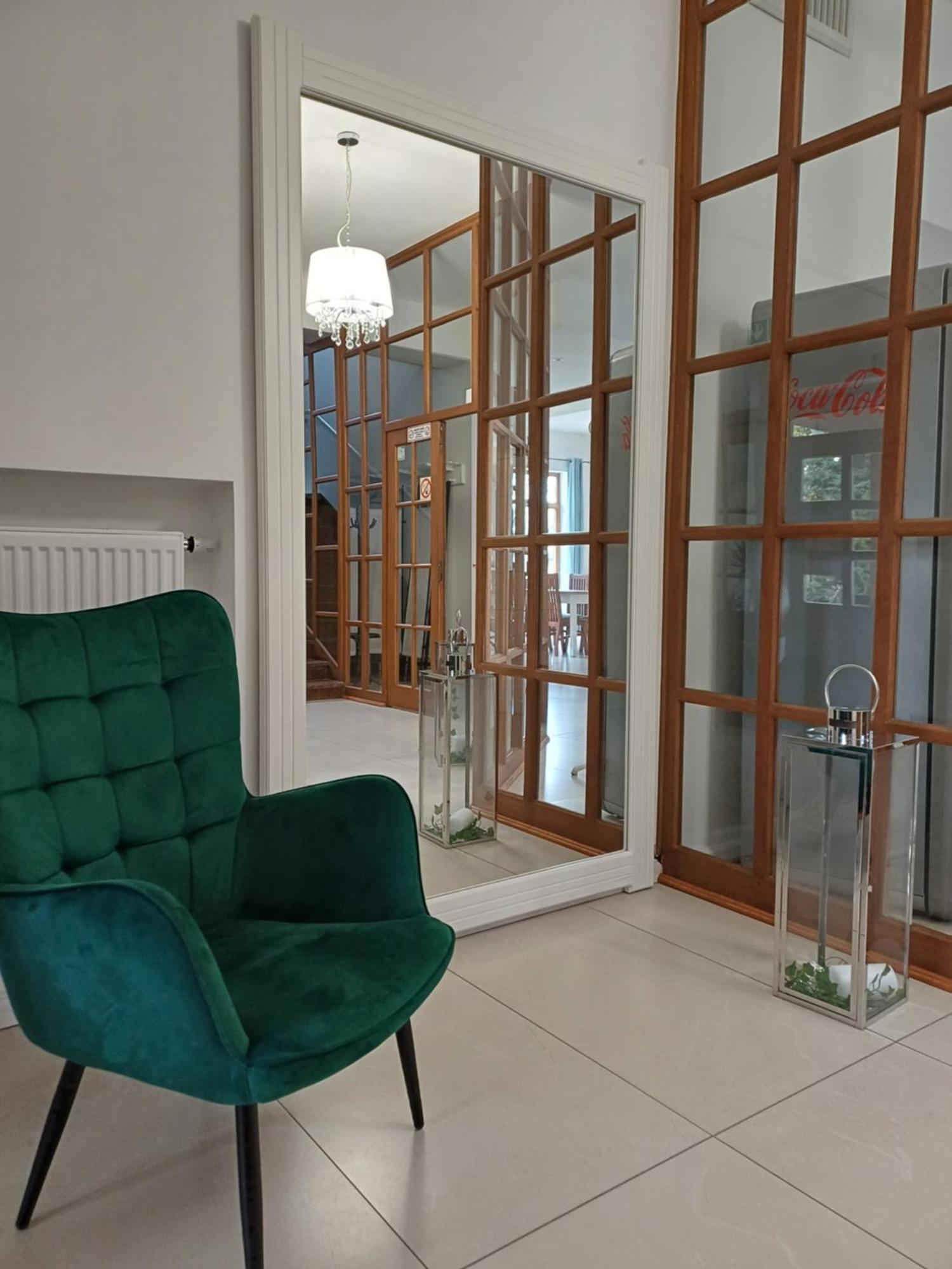 Hotel I Restauracja Borowianka Ostrów Wielkopolski Buitenkant foto