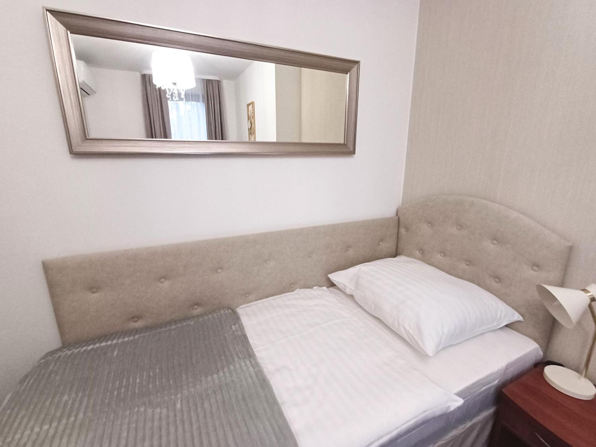 Hotel I Restauracja Borowianka Ostrów Wielkopolski Buitenkant foto